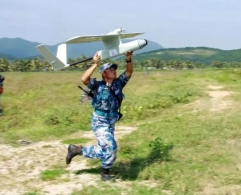 Arc-en-ciel CH-802 petit drone de reconnaissance et de surveillance lancé à la main