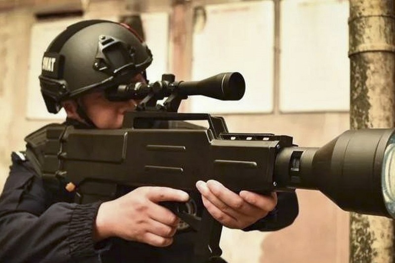 ZKZM500 Laser Assault Rifle Weapon